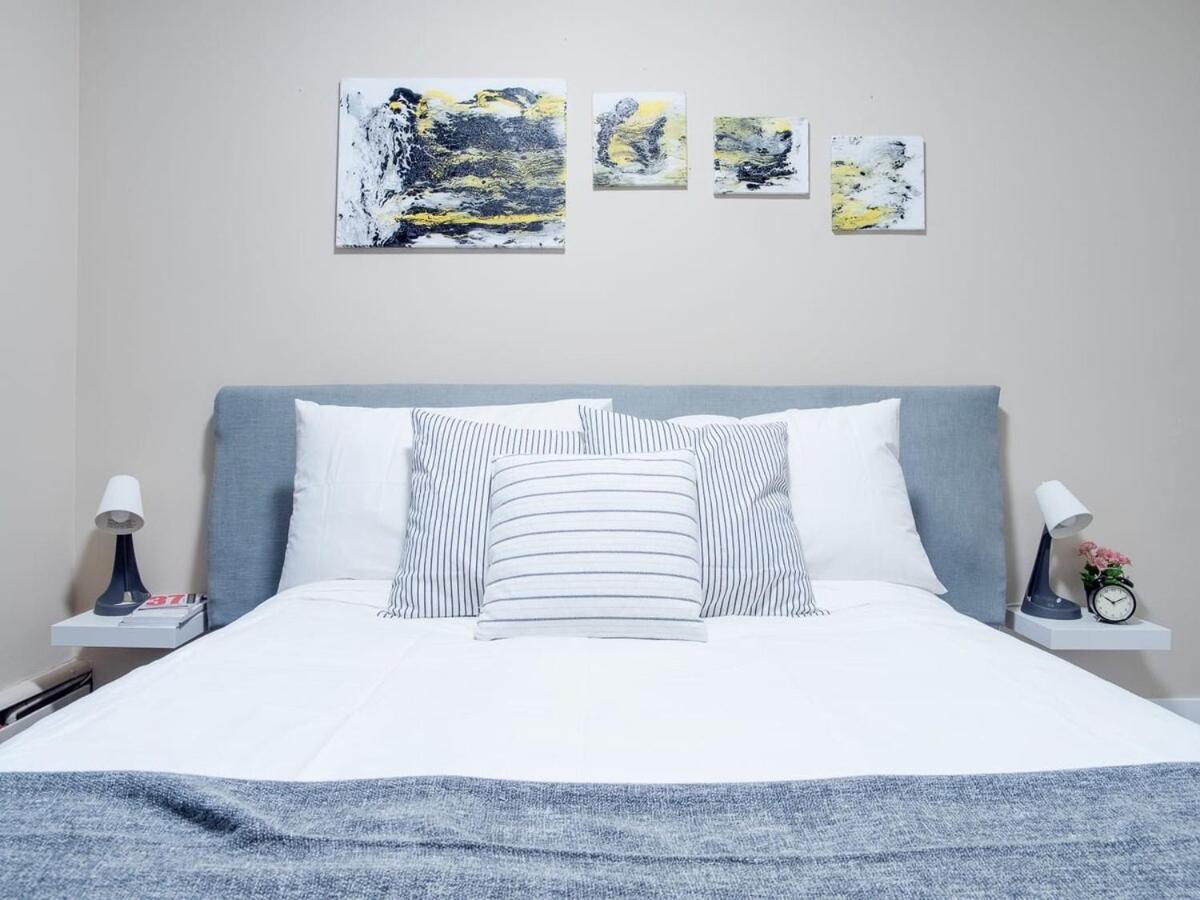 Gorgeous 2Br Condo W Parking Patio Coffee! YYC Exterior foto